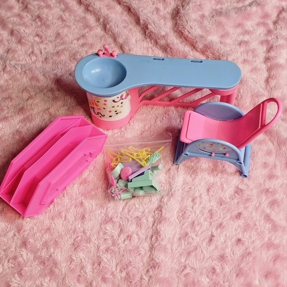 Vintage Barbie 1989 Style Magic Beauty Salon Boutique - Picture 2 of 4